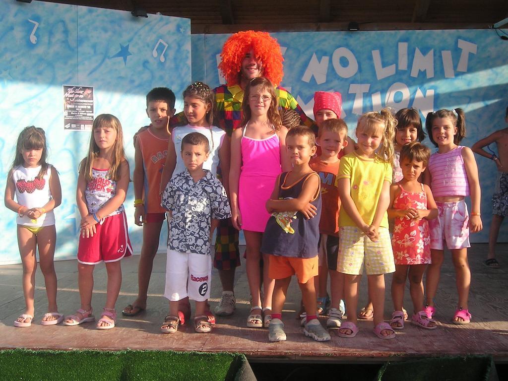 Camping Free Beach Marina Di Bibbona Exterior foto
